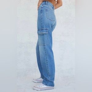 Light blue 90s boyfriend jeans from Pacsun 🩵